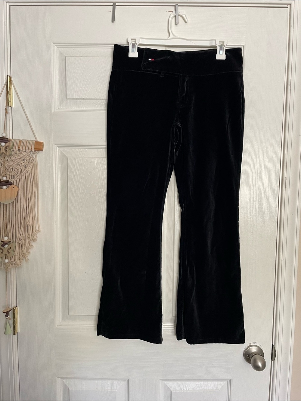 Vintage Tommy Hilfiger Women’s sz 5 Black Velour Velvet Flare Pants 100% Cotton